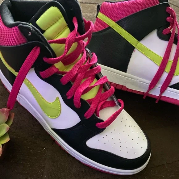 Nike Dunk High - Picture 4 of 4